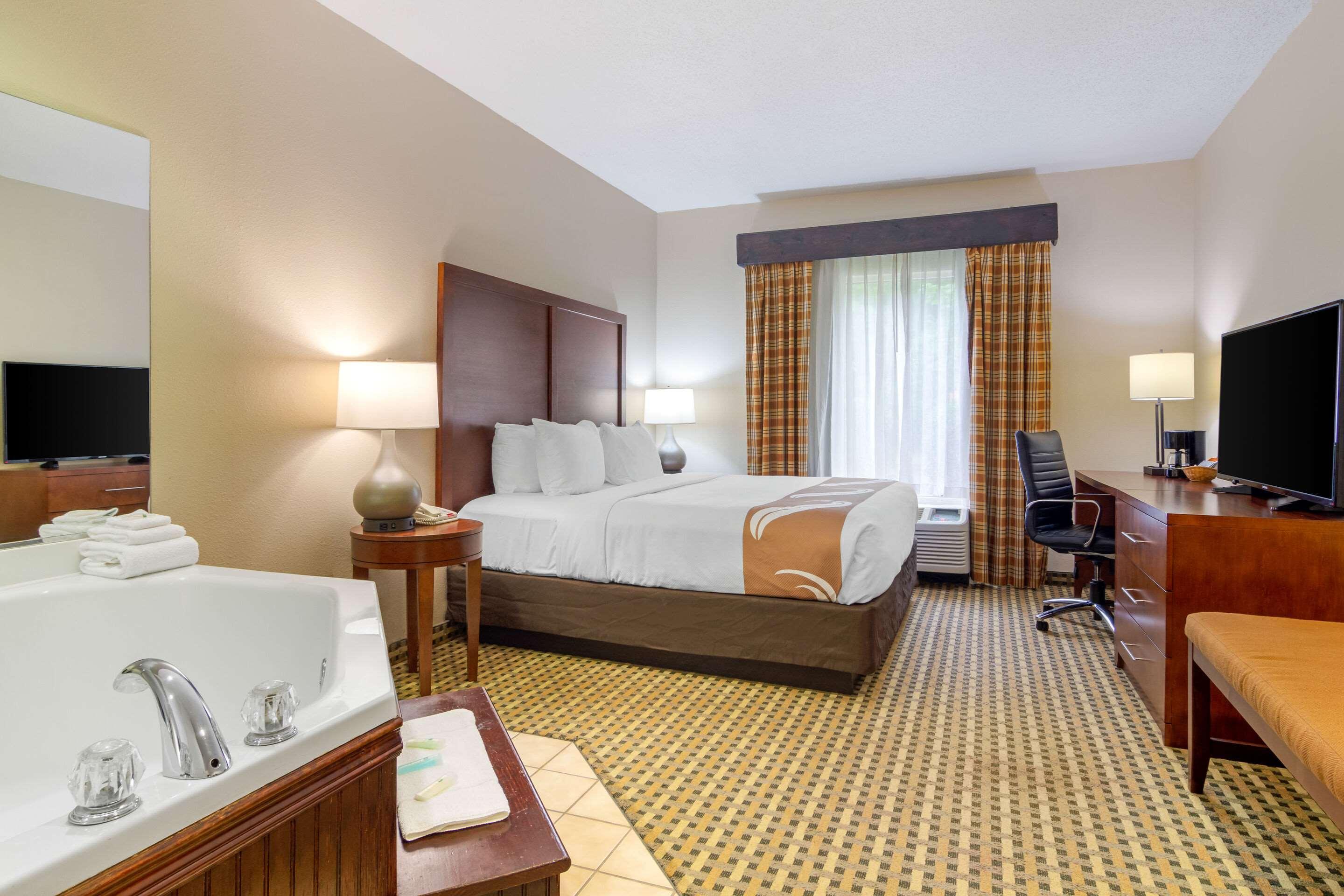 Quality Inn & Suites Decatur - Atlanta East Lithonia Exterior foto