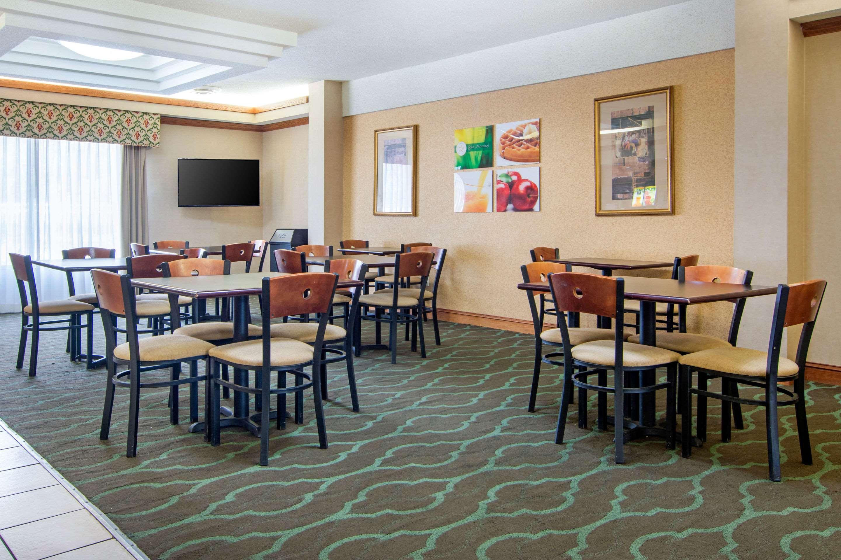 Quality Inn & Suites Decatur - Atlanta East Lithonia Exterior foto